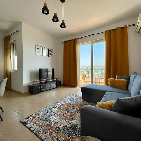 Petro's Seawiew Apartament Appartement